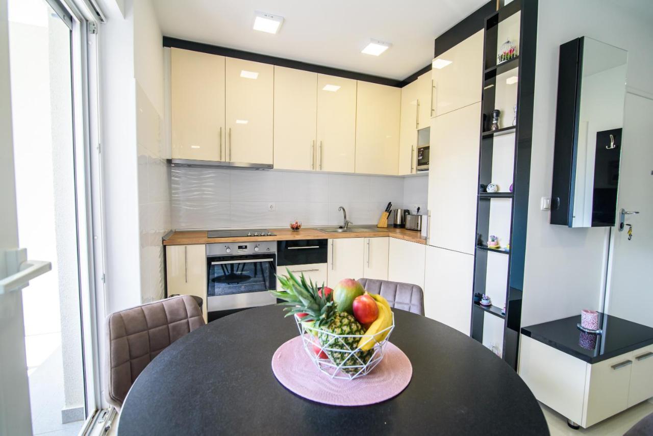 Lorena Luxury Apartment マカルスカ エクステリア 写真